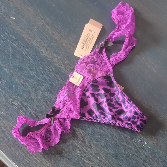 La SENZA Other - La Senza "The Sexies" Purple Leopard Lace G-string Thong